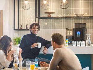 Aparthotel Adagio London Stratford - Sustainability and Community