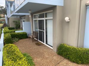 Aquarius Apartments Mollymook - Additional Services and Safety Features