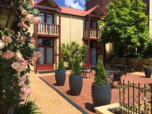 Art Hotel on York - Questions About Your Stay