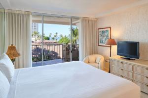 Aston at The Whaler on Kaanapali Beach - Getting to Aston at The Whaler