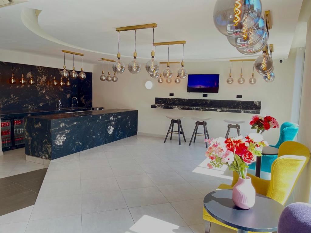 Axiom Park Hotel - Accessibility and Disabled Guests