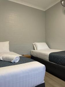 Bayview Motel - Age and Pet Policies