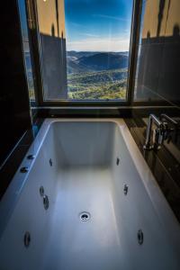 Binna Burra Sky Lodges - Cancellation and Prepayment Policies