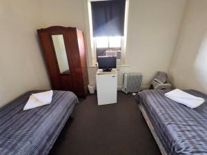Black Lion Inn Hotel - Location and Accessibility