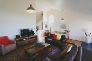 Caledonian Inn - Amenities and Facilities