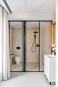Central Club Hotel - North Melbourne - Accessible Check-in and Check-out