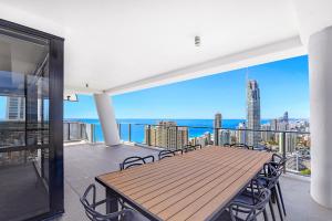 Circle On Cavill Surfers Paradise Apartments-Holiday Paradise - The Last Word