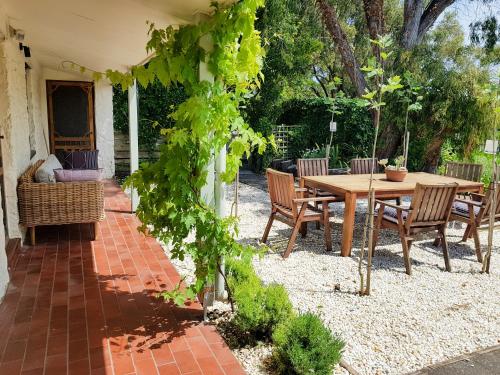 Clonmara Country House and Cottages - Booking Information and Policies