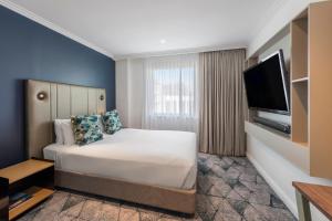 Club Wyndham Sydney, Trademark Collection by Wyndham - Upcoming Elevator Upgrade