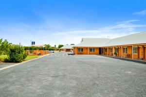 Comfort Inn Bishops Lodge - Policies and Fees