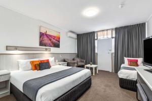 Comfort Inn Glenelg - Nearby Attractions and Activities