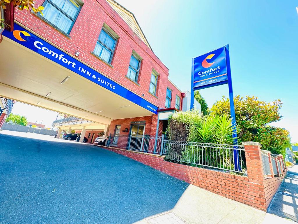 Comfort Inn & Suites City Views Review