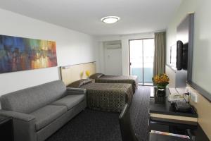 Comfort Inn & Suites Goodearth Perth - Nearby Attractions