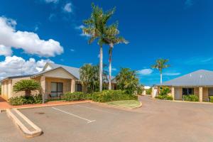 Comfort Inn & Suites Karratha - Dining and Amenities