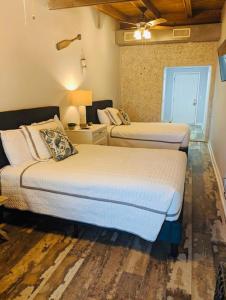 Darien Dockside Inn - Booking Your Stay