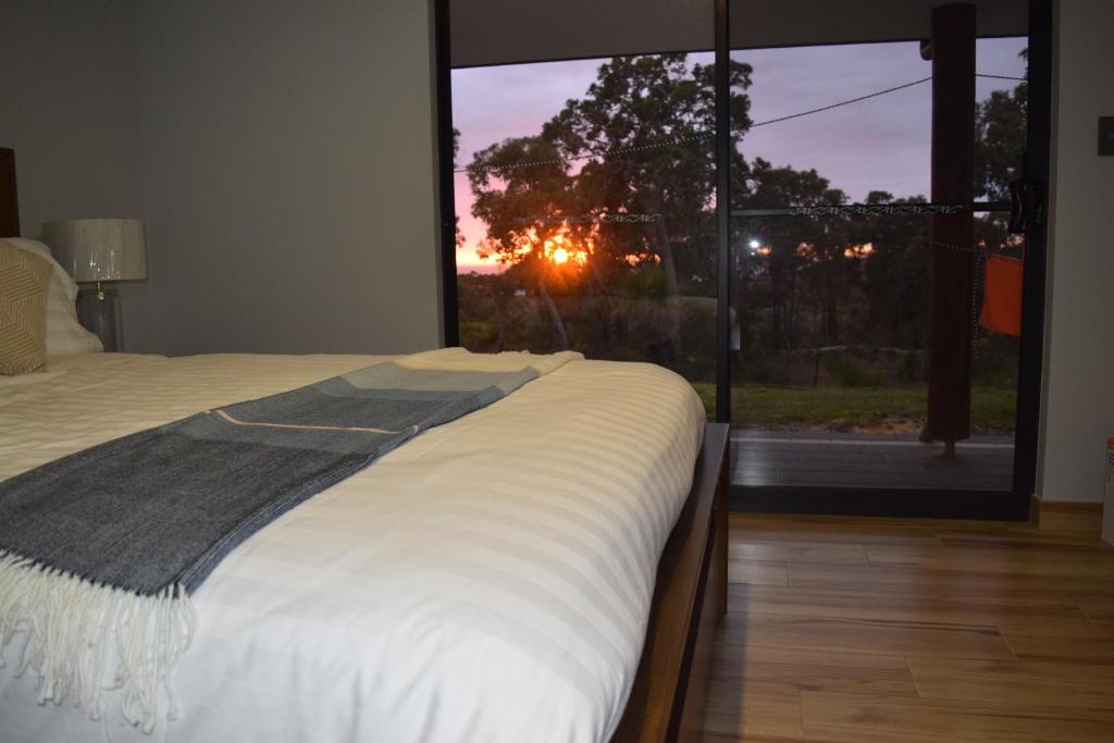 Eagle Bay House Review