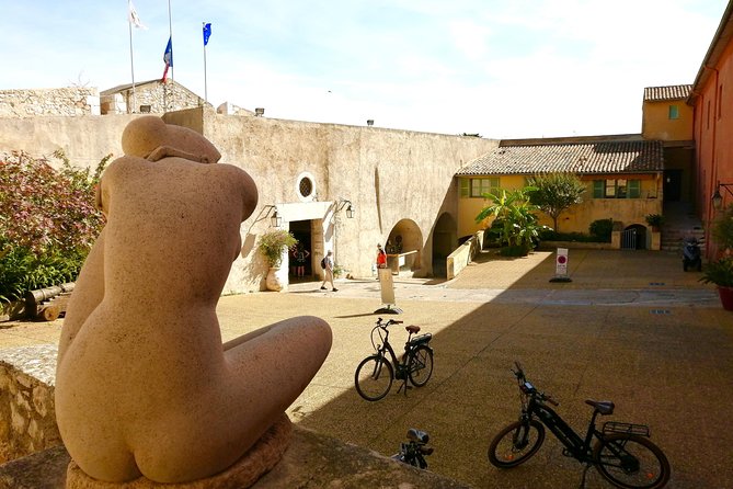 Fantastic Villefranches Bay & Cap-Ferrat E-Bike Tour From Nice - Accessibility and Physical Fitness