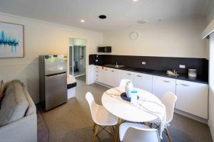 Georges Bay Apartments - Additional Policies