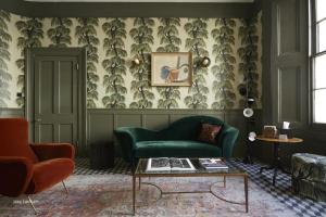 Georgian House Hotel - Hotel History and Reputation