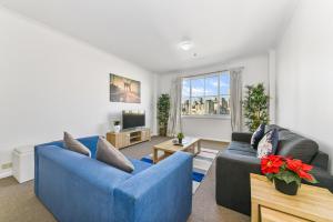 Goldsbrough 2 Bedrooms Split Apartment - Nearby Attractions