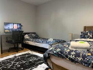 Grand Bleu - London - Next to Piccadilly Line Tube Station & Brand New Facilities - Booking Information and Contact Details
