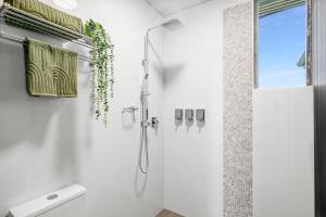 Grand Hotel and Studios - Location and Accessibility