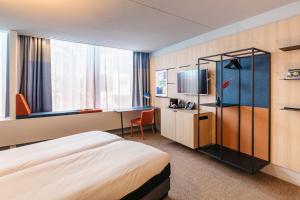 Hotel Casa Amsterdam - Questions About Staying Here
