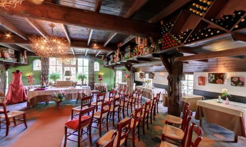Hotel Farm Restaurant De Gloepe - Getting There