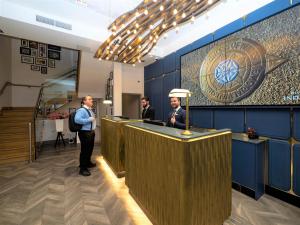 Hotel Indigo London Hyde Park Paddington, an IHG Hotel - Common Questions