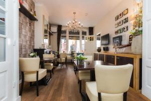 Hotel Montfoort - Questions About Staying Here
