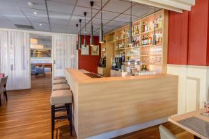 Hotel Oepkes - Questions About Staying Here