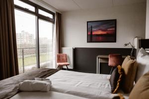 Hotel Torpedoloods - Questions About Staying Here