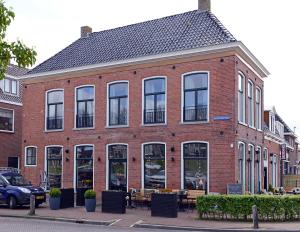 Hotel Van Der Meer - Questions About Staying Here