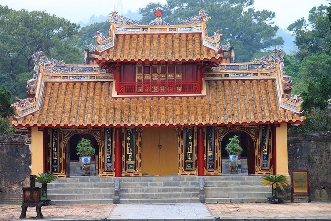 Hue Royal Tomb Tour - Convenient Transportation and Pickup