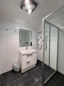 Ibis Styles Broken Hill - Questions About Your Stay