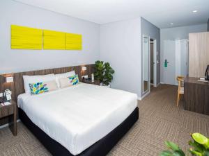 Ibis Styles The Entrance - Questions About Your Stay