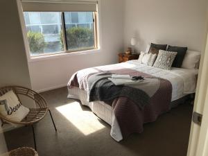 Inverloch Cabins & Apartments - Contact and Payment Details