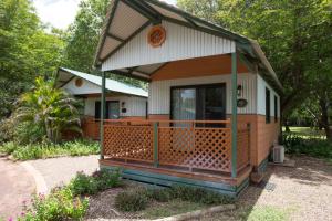 Ivanhoe Resort - Internet and Safety