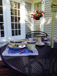 James Place Inn Bed and Breakfast - Booking Your Stay
