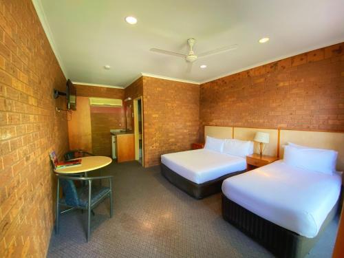 Knotts Crossing Resort - Nearby Attractions