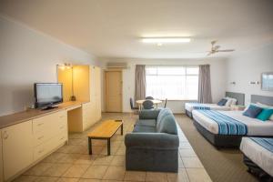 Lakeview Motel and Apartments - Activities and Attractions