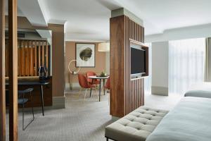 London Marriott Hotel Kensington - Common Questions