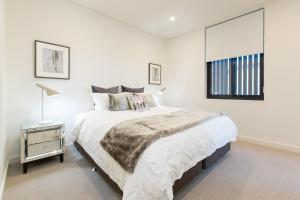 Luxury Four Bedroom Apartment With Swimming Pool - Booking and Cancellation Policies
