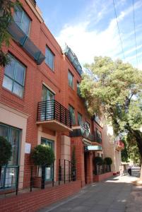 Majestic Tynte Street Apartments - Parking and Transportation