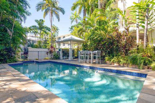 Mandalay Luxury Beachfront Apartments - Review Highlights