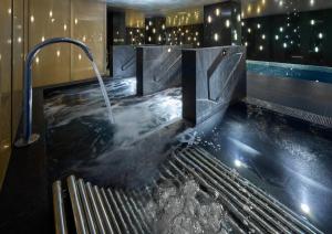 Mandarin Oriental Mayfair, London - Common Questions