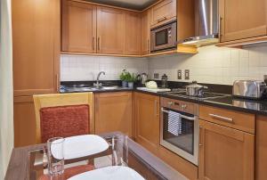 Marlin Apartments London City - Queen Street - Common Questions