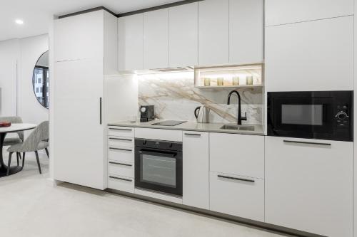 Meriton Suites Canberra - Policies, Restrictions, and Important Details