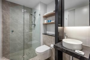 Meriton Suites Sussex Street, Sydney - Getting to the Hotel