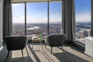 Meriton Suites World Tower, Sydney - The Last Word